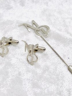 คัฟลิงค์ (Cufflinks)