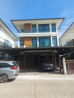 ขายบ้านเดี่ยวหลังใหญ่ 3 ชั้น หมู่บ้านศุภาลัยเอสเซนส์สวนหลวง พร้อมอยู่ (N.1527)