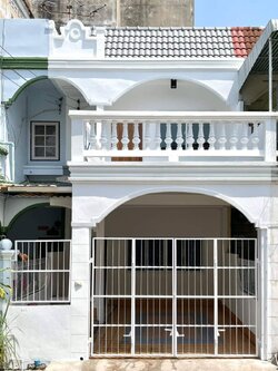 ขายบ้านทาวน์เฮาส์ 2ชั้น รีโนเวทใหม่ทั้งหลัง สุขุมวิท 101/1 (N.593)