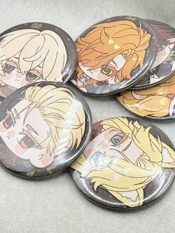 เข็มกลัดปั๊ม