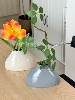 [พร้อมส่ง] Jnihouse : แจกันเซรามิก แจกันดอกไม้ทรงแบน (Vase)