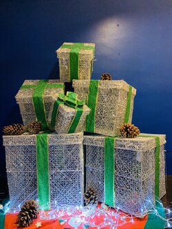 ขายเซทกล่องของขวัญขนาดใหญ่พร้อมประดับไฟวันคริสต์มาส