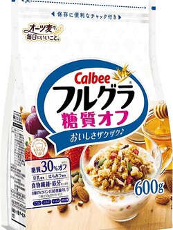 กราโนล่า Calbee Dried fruit and Granola 600 g สูตรใหม่ลดน้ำตาล 30%