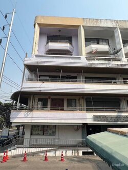 ให้เช่าด่วนตึกพานิชย์ 5 ชั้น ติดถนนปรีดีย์ พื้นที่ใช้สอยเยอะ(N.1086)