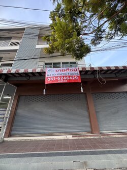 ขายอาคารพาณิชย์ 3 ชั้น หลังมุม ประเวศ เฉลิมพระเกียร ร.๙ (N.644)