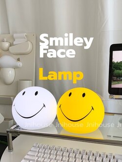 [พร้อมส่ง] Jnihouse : โคมไฟหน้ายิ้ม Smile Face Lamp