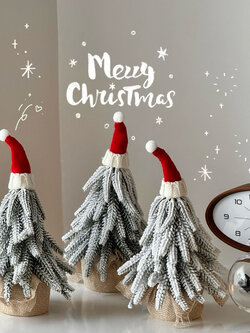 [พร้อมส่ง] Jnihouse : ต้นคริสต์มาสหิมะขาวหมวกแดง (White Wonder)