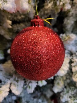 ลูกบอลคริสต์มาสแบบกากเพชร สีแดง ขนาด100มิลลิเมตร