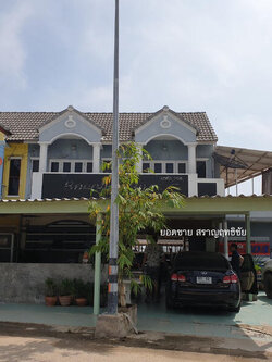 ขายทาวน์เฮ้าส์ 2 ชั้น เนื้อที่ 52 ตรว 4นอน 3น้ำ ติดหาดเจ้าสำราญ เมืองเพชรบุรี ทำเลดี เดินทางสะดวก