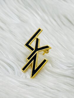 เข็มกลัดฉลุโลโก้