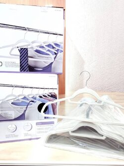 ไม้แขวนเสื้อชนิดกันลื่น 50 ชิ้น Non-slip hanger 50 pcs