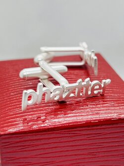 คัฟลิงค์ (Cufflinks)