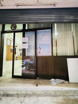 ขายตึกแถว 4 ชั้น มีดาดฟ้า ขนาด 14.4 ตรว ถ.ราชวงศ์ สำเพ็ง กรุงเทพ ทำเลดีมาก ใกล้ตลาดสำเพ็ง ร้านค้าและร้านอาหารมากมาย