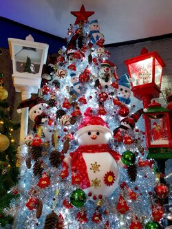 บริการให้เช่าต้นคริสต์มาสตกแต่ง