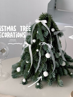 [พร้อมส่ง] Jnihouse : บอลกำมะหยี่ โบว์ ประดับคริสต์มาส (Christmas Tree Decoration)