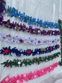 สายสนคริสต์มาสตกแต่งหลากสี ขนาด2.7เมตรGARLAND.