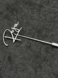 พินติดสูท อักษร