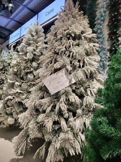 ต้นคริสต์มาสปลอม Snow white ขนาด 7 ฟุต