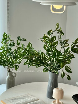 [พร้อมส่ง] Jnihouse : กิ่งไม้ประดิษฐ์เขียวขาวประดิษฐ์