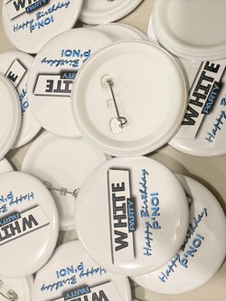 เข็มกลัดปั๊มวงกลม