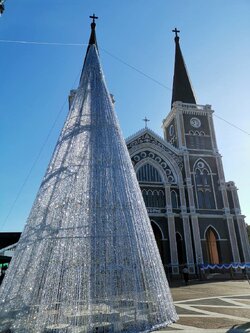 ให้เช่าต้นคริสต์มาสทรงกรวย12เมตร