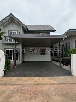 ขายบ้านสวย 2 หลัง อารียา ลิฟวิ่ง สกลนคร ที่ดินรวม 117.5 ตรว เหมาะสำหรับครอบครัวใหญ่ อยู่สบาย บรรยากาศร่มรื่น มีสวนรอบบ้าน