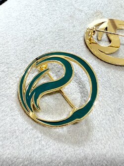 เข็มกลัดโลโก้