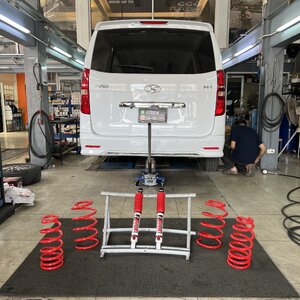 [YSS DTG PLUS ]HYUNDAI H1 เข้ารับบริการอัพเกรดช่วงล่าง โทร. 08-6569-1915
