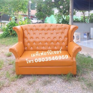โซฟาเจ้าหญิงแบบ 2 ที่นั่ง สไตล์วินเทจ สีเหลืองมัสตาร์ด
