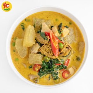 แกงเขียวหวานฟัก (Thai green curry with winter melon)