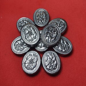 สีผึ้งมหาลาภ เมตตา มหาเสน่ห์ ครูบาพิรุณ วัดชัยมงคล เชียงใหม่ ปี 2567