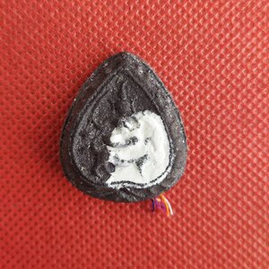 พระทรงม้า เรียนเก่งปัญญาดี หลวงปู่ลอง วัดวิเวกวายุพัด จ.อยุธยา >>> ปี 2561 เลขมงคล 226