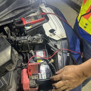 แบตเตอรี่รถยนต์ โรงโป๊ะ นาเกลือ