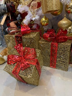 ขายกล่องของขวัญวันคริสต์มาสสีทอง แดง