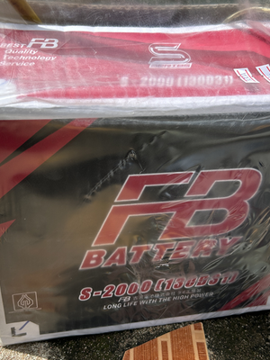 แบตเตอรี่รถยนต์ กึ่งแห้ง MF FB รุ่น S-2000L 100แอมป์ 130D31L