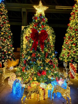 Christmastree in Thailand Bangkok johnny