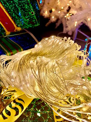 ไฟคริสต์มาสเกรดA+"สำหรับงานตกแต่งหยดนํ้า8เมตรนิ่ง