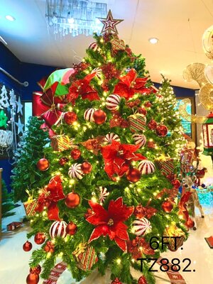 ต้นคริสต์มาสพร้อมของตกแต่งขนาด6 ฟุตธีมแดง