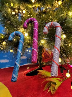 ของตกแต่งคริสต์มาสV8อ่านรายละเอียด6 นิ้ว