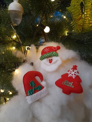 ของตกแต่งคริสต์มาสV8อ่านรายละเอียด 2นิ้ว/โหล