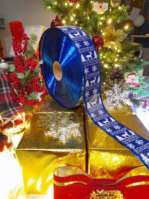 โบว์ริบบิ้นสีนํ้าเงินลายคริสต์มาสขนาด2นิ้วครึ่ง