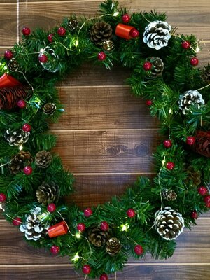 ราคาพวงหรีดคริสต์มาสพร้อมประดับ