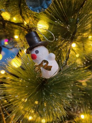 ของตกแต่งคริสต์มาสV8อ่านรายละเอียด 1นิ้วครึ่ง/โหล