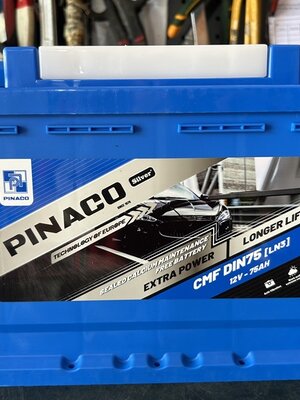 แบตเตอรี่ BATTERY PINACO สีฟ้า cmf din75 75แอมป์ สำหรับ กระบะขั้วจม เก๋งใหญ่