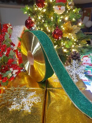 โบว์ริบบิ้นสีเขียวคริสต์มาสกากเพชร5cm.