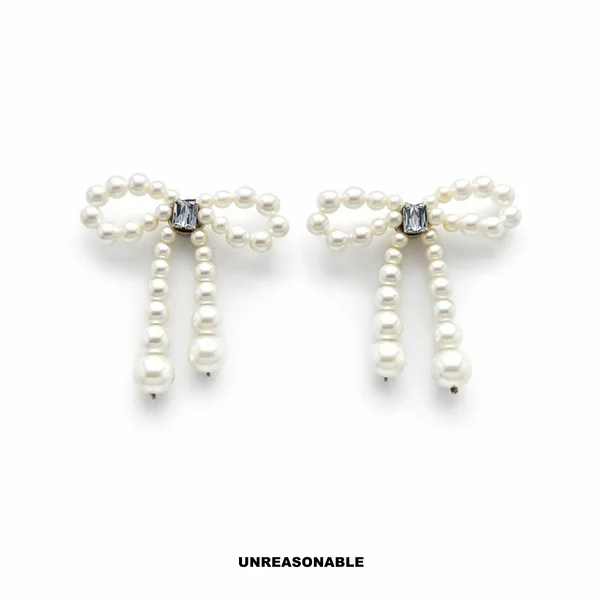 ต่างหูโบว์ มุกแก้ว Glass Pearl ต่างหูคลิป ต่างหูก้านเงินแท้ สีขาว UA0937-01 Unreasonable Accessories image 1 ต่างหูโบว์ มุกแก้ว Glass Pearl ต่างหูคลิป ต่างหูก้านเงินแท้ สีขาว UA0937-01 Unreasonable Accessories image 1