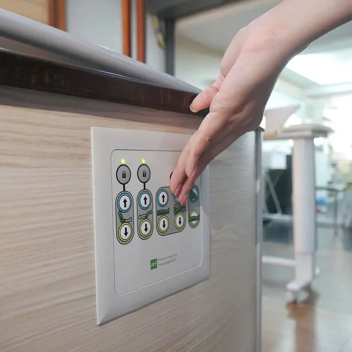 ชุดสุดคุ้ม H เตียงผู้ป่วยปรับไฟฟ้า 7 ฟังก์ชั่น Floore นำเข้าจากฝรั่งเศส | เชื่อม Bluetooth มือถือได้ | ไฟใต้เตียง | ปรับเตียงต่ำสุด 23 cm. + แถมพิเศษ ที่นอน MEMORY FOAM + ชุดผ้าปูที่นอน + ผ้ายางรองกันเปื้อน + ชุดอ่างสระผมบนเตียง