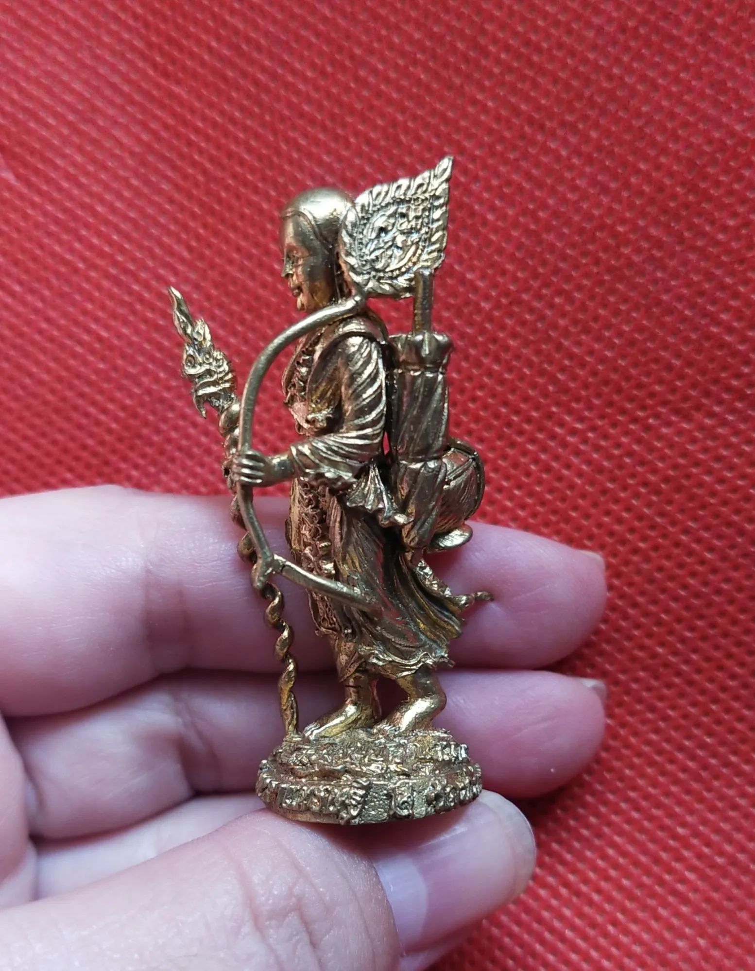 พระสีวลี รุ่นเปิดโลกธาตุ หลวงปู่บัว วัดทัพหลวง จ.สระแก้ว ปี 2555 (เลข40)